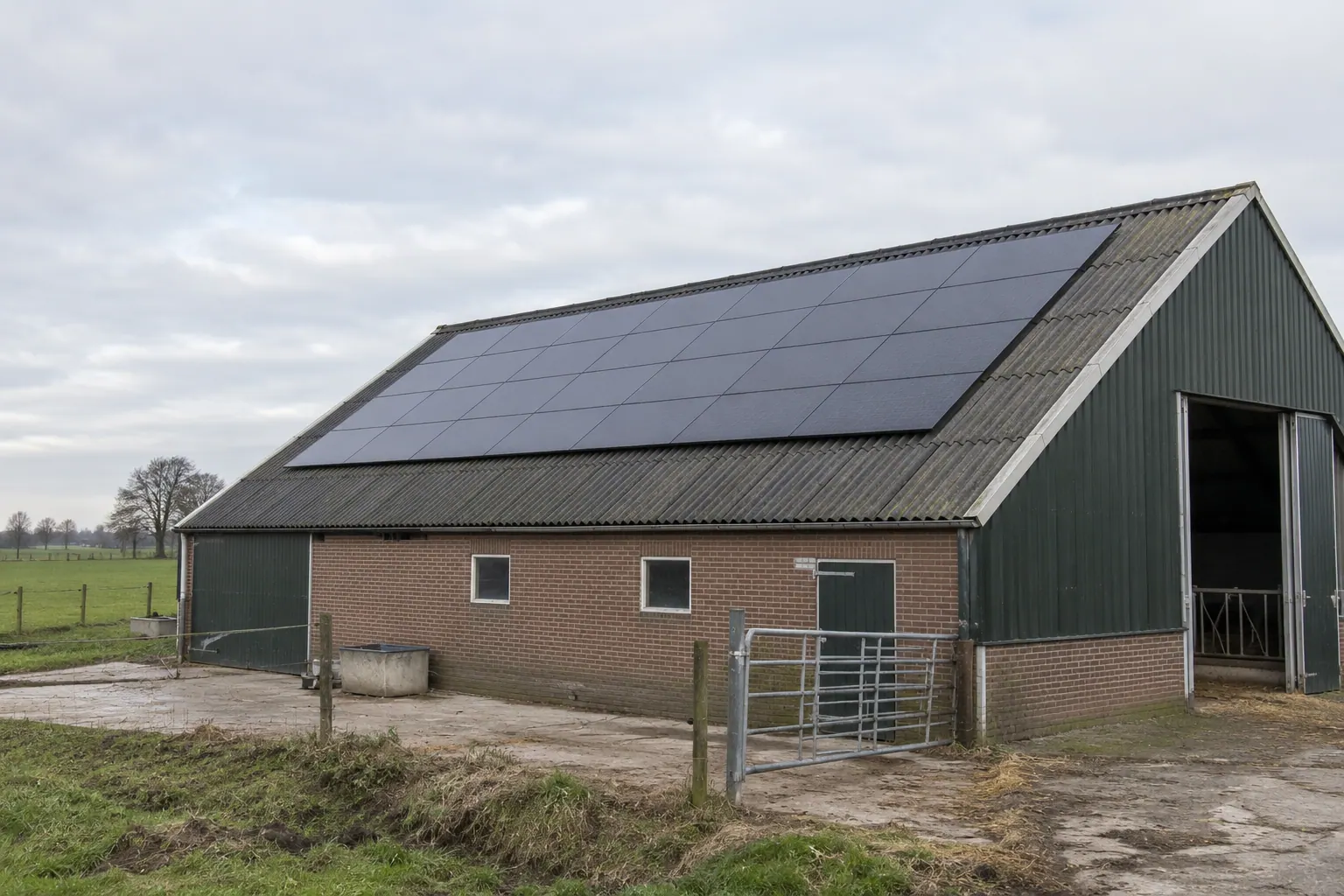 AI-sfeerbeeld: Zonnestroom op een schuurdak